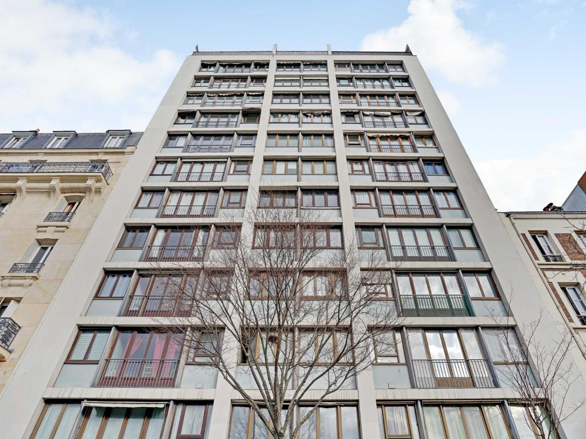 Charming 1bdr 2p 15th Exhibition Centre Parijs