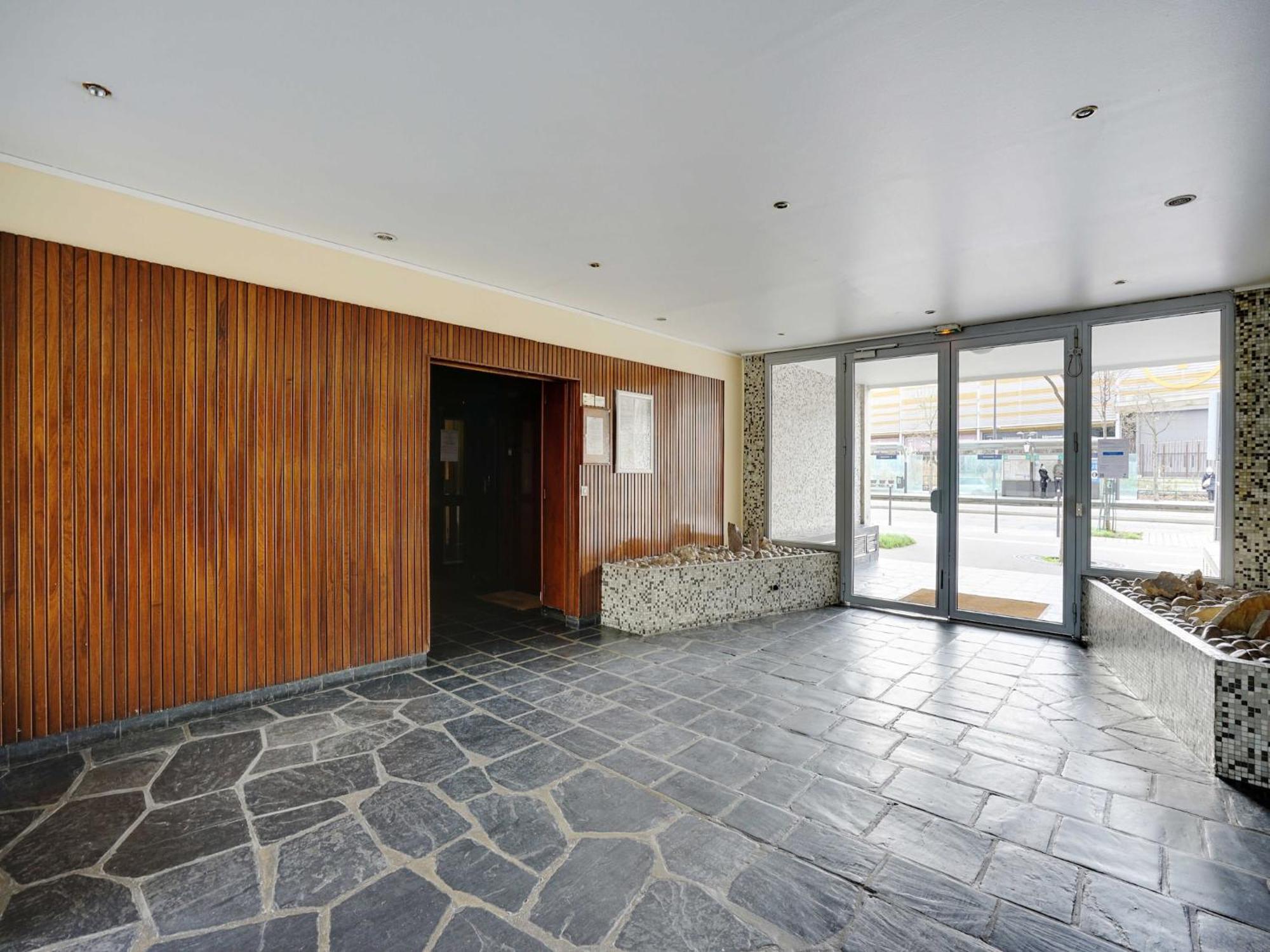 Appartement Charming 1bdr 2p 15th Exhibition Centre Parijs